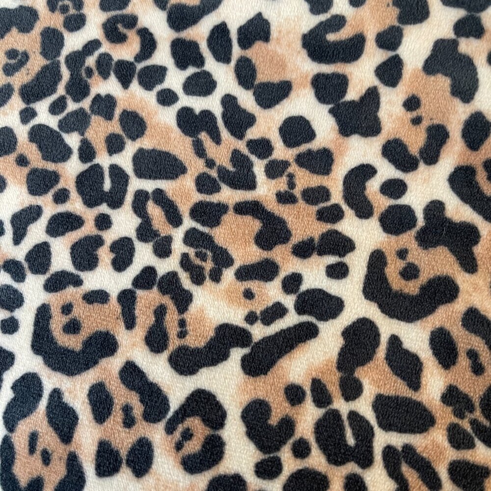 Victoria’s Secret Velour Sweatshirt Animal Print Pullover Sweater, Size Large - Picture 6 of 8